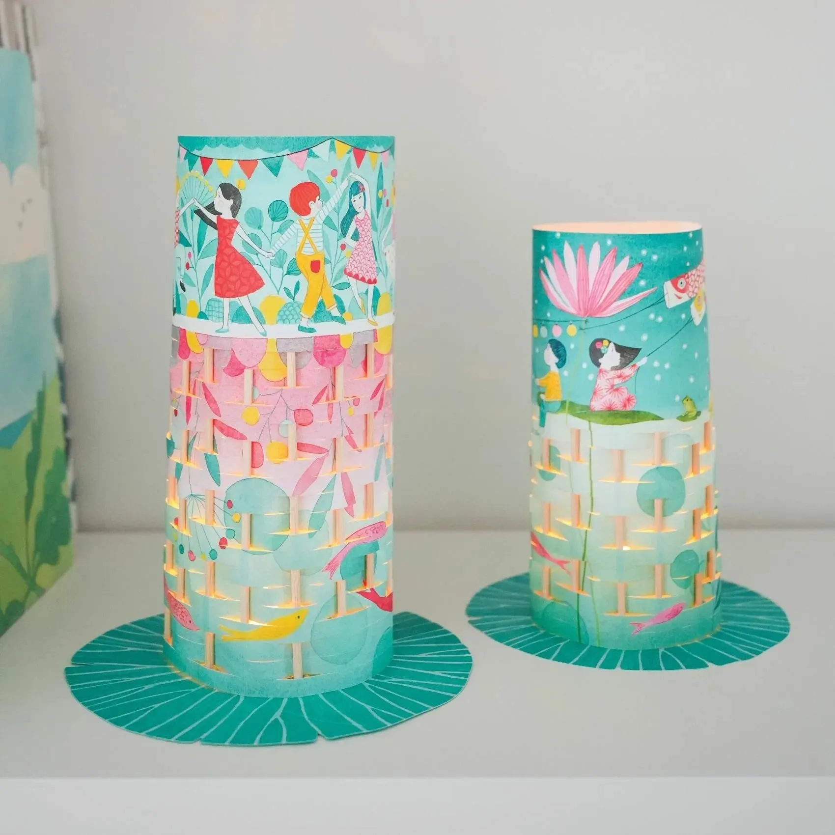 Djeco DIY Fireflies Dance Lantern