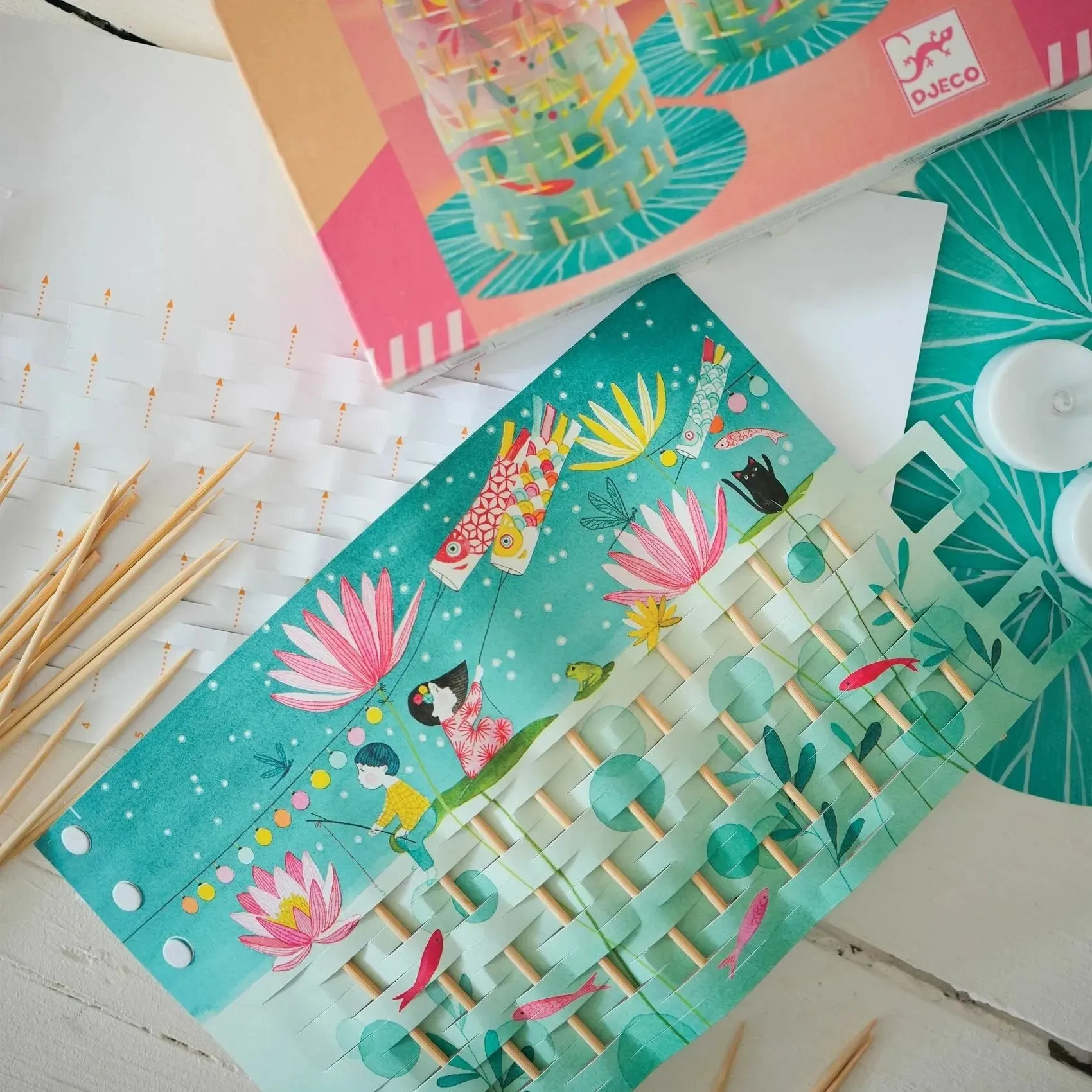Djeco DIY Fireflies Dance Lantern