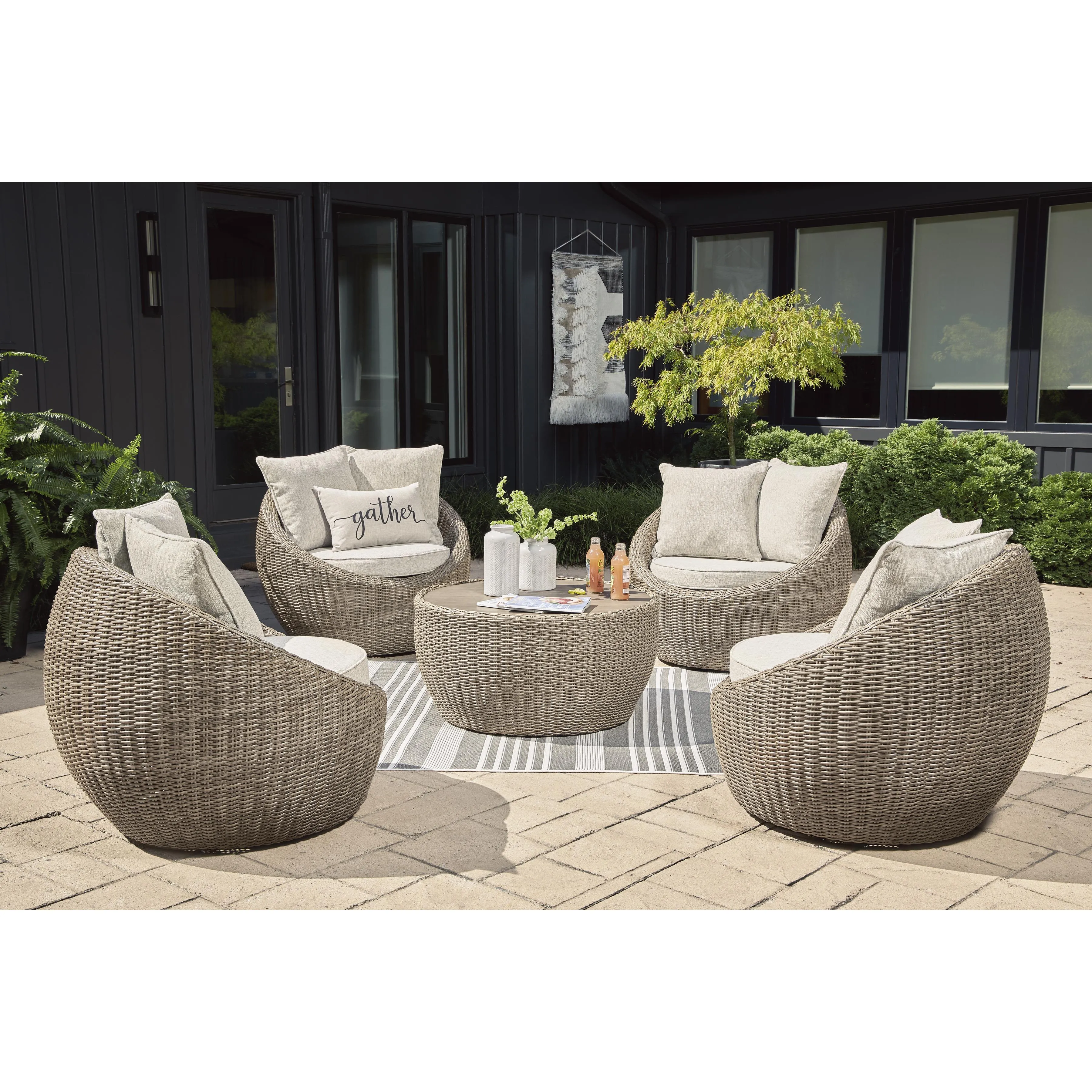 Signature Design by Ashley Danson P505-821 Swivel Lounge with Cushion